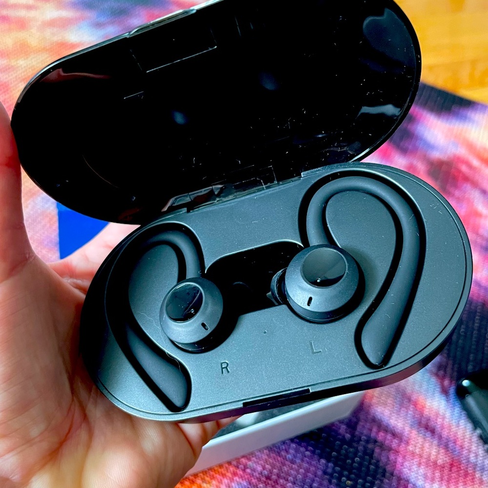 Wireless headphones
